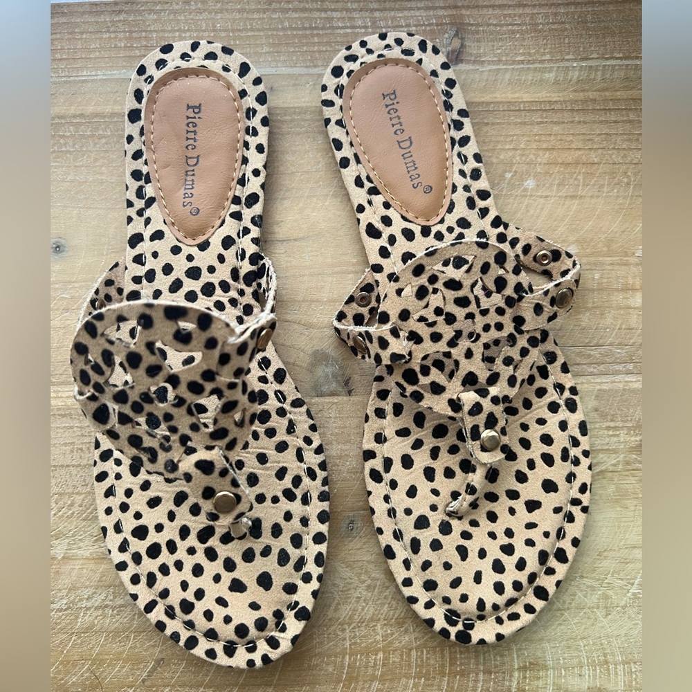 Pierre Dumas Cheetah Print Thong Slip on Sandal Size 6.5 - Picture 3 of 8
